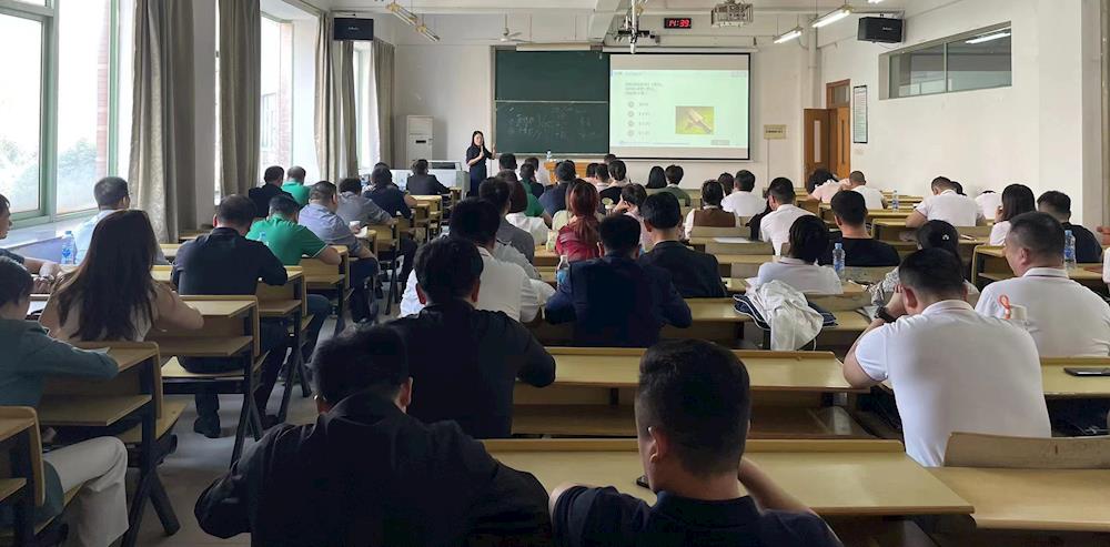 培训机构如何高效管理学员成为行业焦点