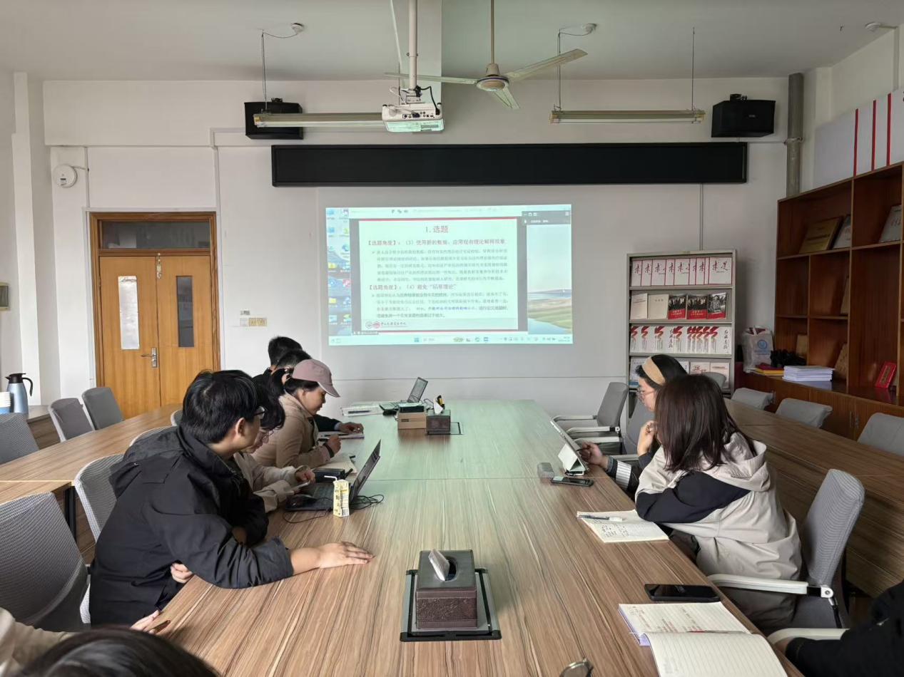 98c374ca721175272371d419a1e1de99