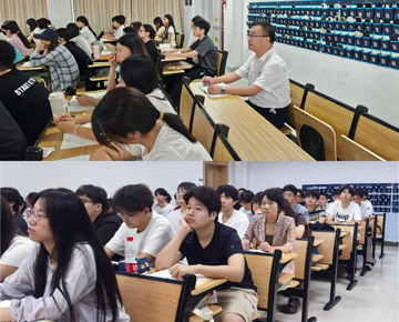 学院领导与同学们共听“开学第一课”